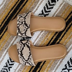 Old Navy Snake Print Sandals